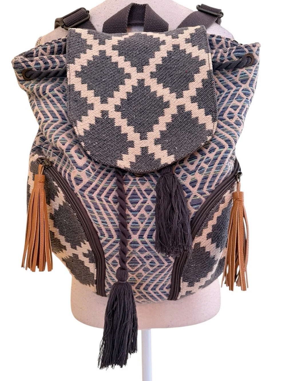 Mossimo Supply Co. Woven Geo Pattern Drawstring Backpack in Charcoal and Cream
